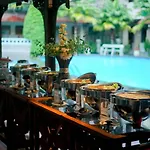 Cakra Kembang Hotel